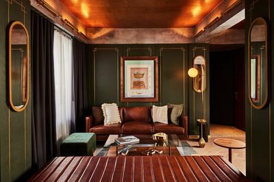The Lounge
