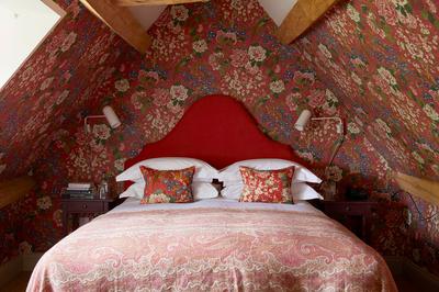 Teeny Cosy Room
