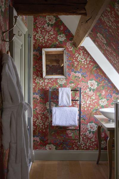 Teeny Cosy Room