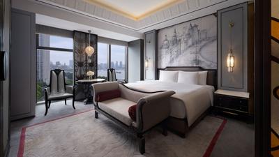 Shanghai Bund View Room