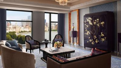 Caroline Astor Suite
