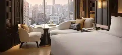 Deluxe Corner Room