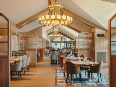 The Club Lounge