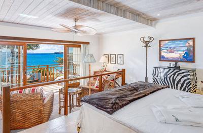 Beachfront Suite