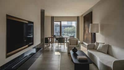 Deluxe Suite Room