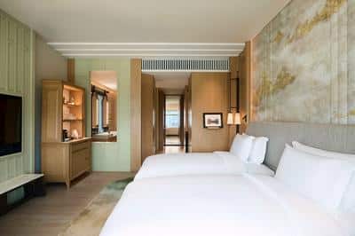 Premier Corner Room, High Floor - Twin