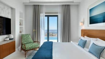 King Premium One Bedroom Suite, Sea View, Pool