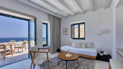King Premium One Bedroom Suite, Sea View