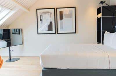 Deluxe Mansard Double