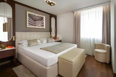 Deluxe Two Bedroom Apartment