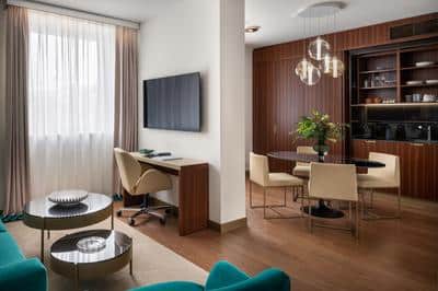 Family Connecting Apartment