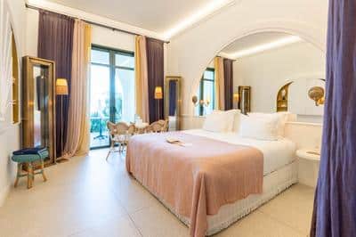 Premium Room