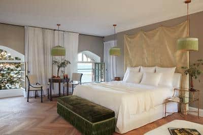 Signature Suite
