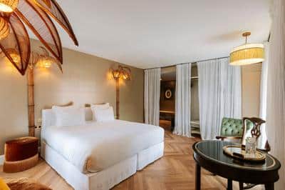 Prestige Room