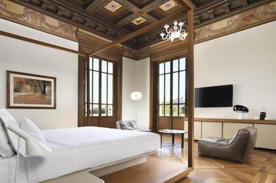 Noble Junior Suite
