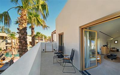 Junior Suite with Balcony