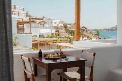 Junior Side Sea View Suite