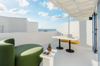 Grand Superior Side Sea View