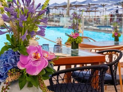 Bay Club