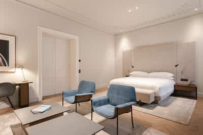 Heritage Deluxe Suite