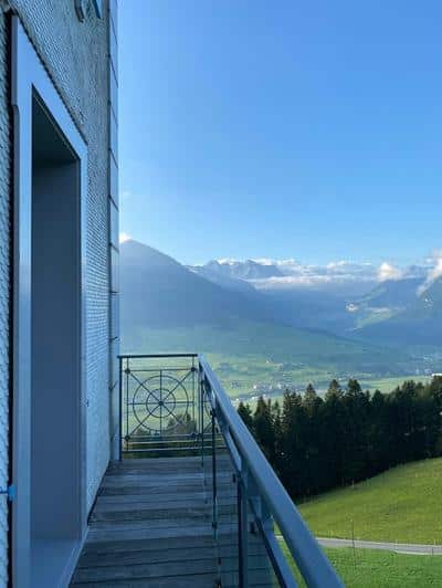 Corner Suite Alpine View with Balcony
