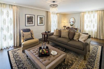 Master Suite Lake View with Balcony