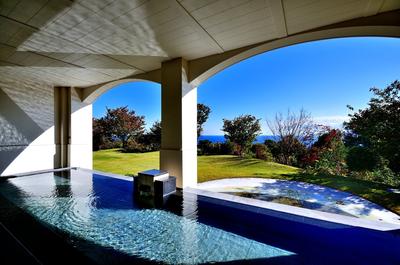Outdoor Bath