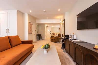 Feature Suite