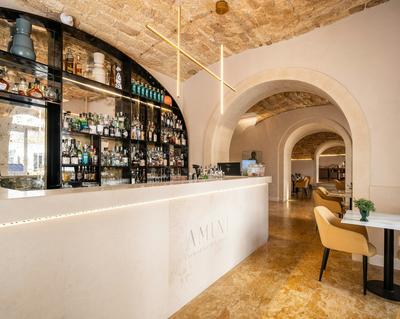 Amuni Cocktail Bar