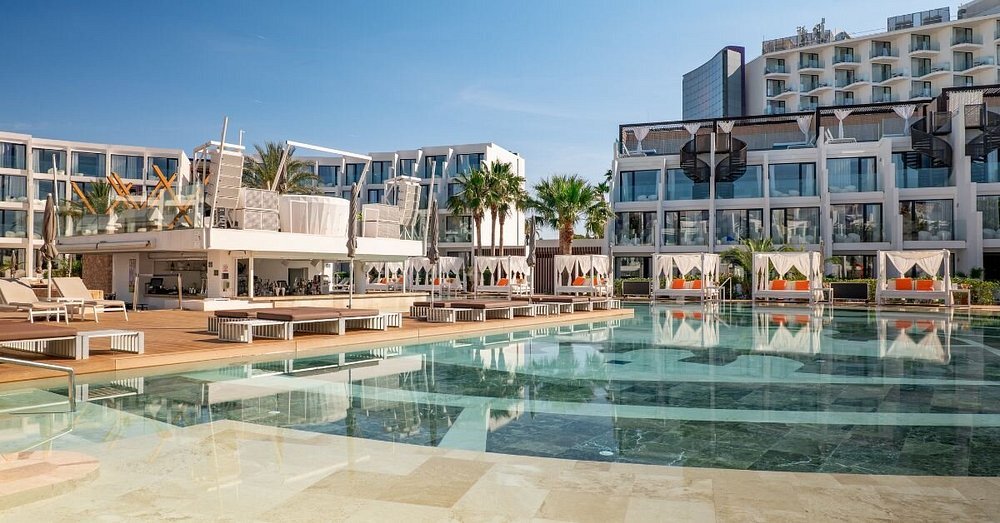 Junior Suite Swim Up