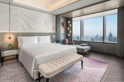 Club Guest Room, City Skyline View, 1 King