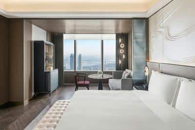 Deluxe Guest Room, Yangtze River View, 1 King