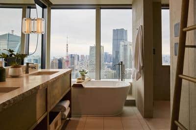 Panoramic Tower Studio Suite
