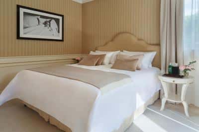 Premium Suite