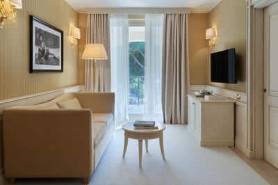 Premium Suite