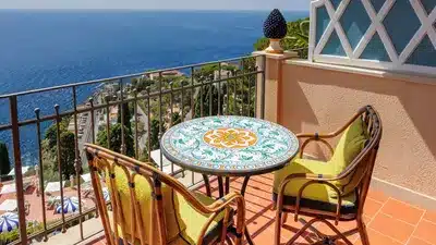 Premium Deluxe Terrace Room
