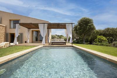 Luxury Villa with Pool
