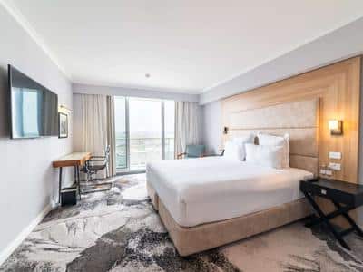 Superior Room, 1 King Bed, City View