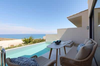Family Suite Sea view with Private Pool