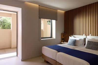 Family Suite Sea view with Private Pool
