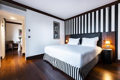Deluxe Suite