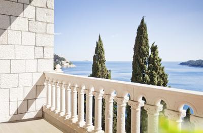 Villa Deluxe Room with Sea View and Balcony