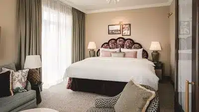 Paramount Junior Suite