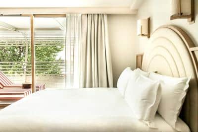 King Guest Room with Garden View