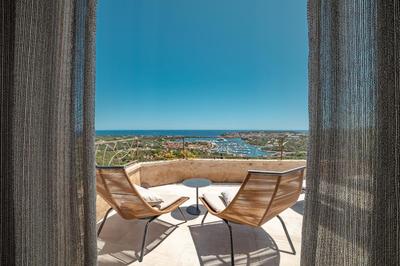 Terrace Three Bedroom Grand Suite