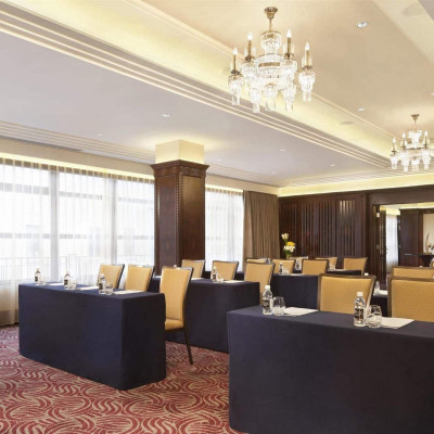 Fairmont Peace Hotel image