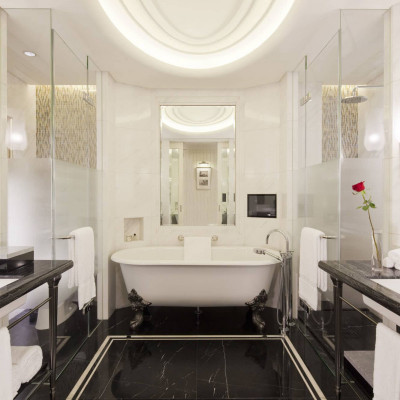 Fairmont Peace Hotel image