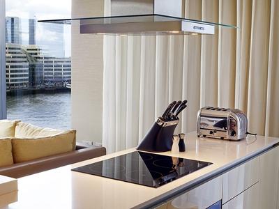 Luxury Two Bedroom Apartment - River View