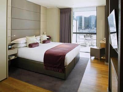 Luxury One Bedroom Apartment - River View