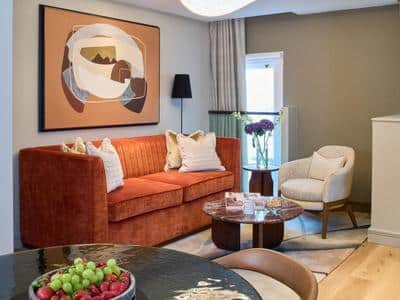 Deluxe Loft Open Plan One Bedroom with Sofa Bed